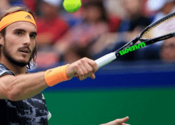 Στέφανος Τσιτσιπάς: Όταν η Πίεση Ενός Προτύπου Γίνεται Αφόρητη