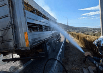 Φλεγόμενο Φορτηγό στην Ιόνια Οδό