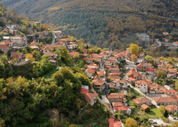 Πάνω από 100 Οικογένειες Ανταποκρίθηκαν στην Πρόσκληση για Ζωή στο Φουρνά Ευρυτανίας
