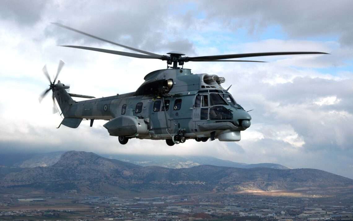 Αεροδιακομιδές στο Άκτιο: Στρατιωτικό Ελικόπτερο Αντικαθιστά τη Βάση του ΕΚΑΒ