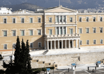 Ηλεκτρονική Ψηφοφορία και Πρόωρες Εκλογές: Τι Αλλάζει στους Δήμους